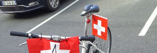 JEM Normandie - le lounge de l'équipe Suisse et les vélos suisses sont prêts