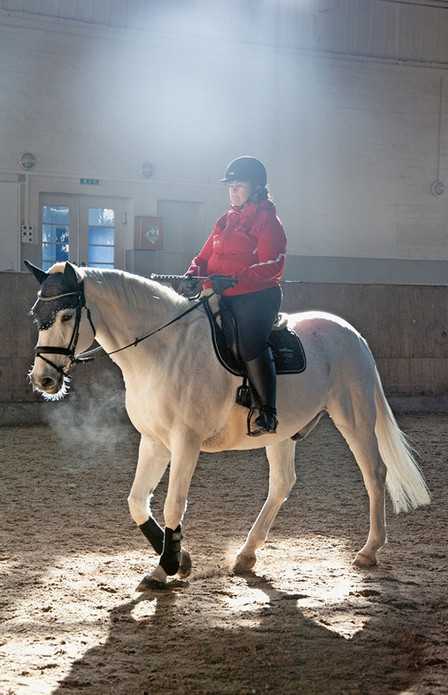 Heidi Ammann Birrer mit Laviado. Auch in schweren Zeiten geben ihr die Pferde die Kraft, weiterzukämpfen. | © SVPS/Cornelia Heimgartner