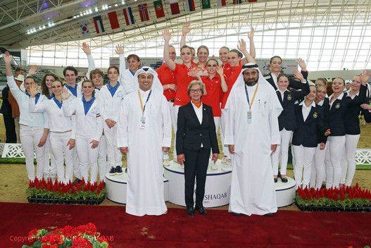 L’équipe de Lütisburg remporte la victoire à Doha devant la Suède et l’Italie (Photo : CHI Al Shaqab)
