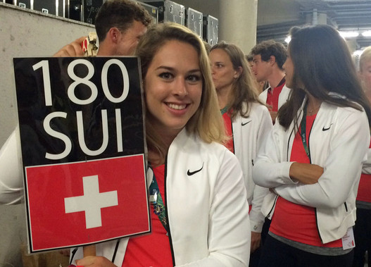 Lilly rencontre Giulia Steingruber, porte-drapeau de la délégation suisse!