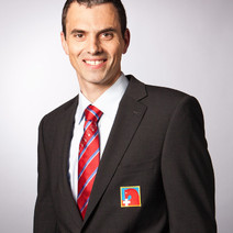 Micaël Klopfenstein (Equipenchef & Veterinär / Chef d'Equipe & Veterinary / Chef d'Equipe & Vétérinaire)